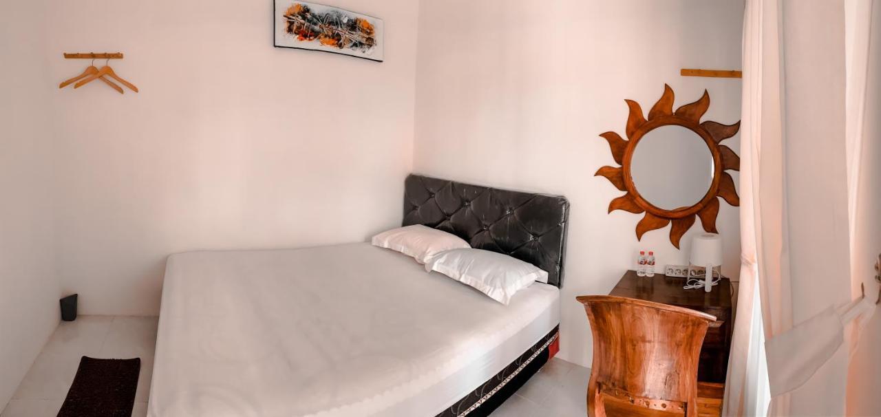 Tropical Paradiso Homestay Banyuwangi  Ngoại thất bức ảnh